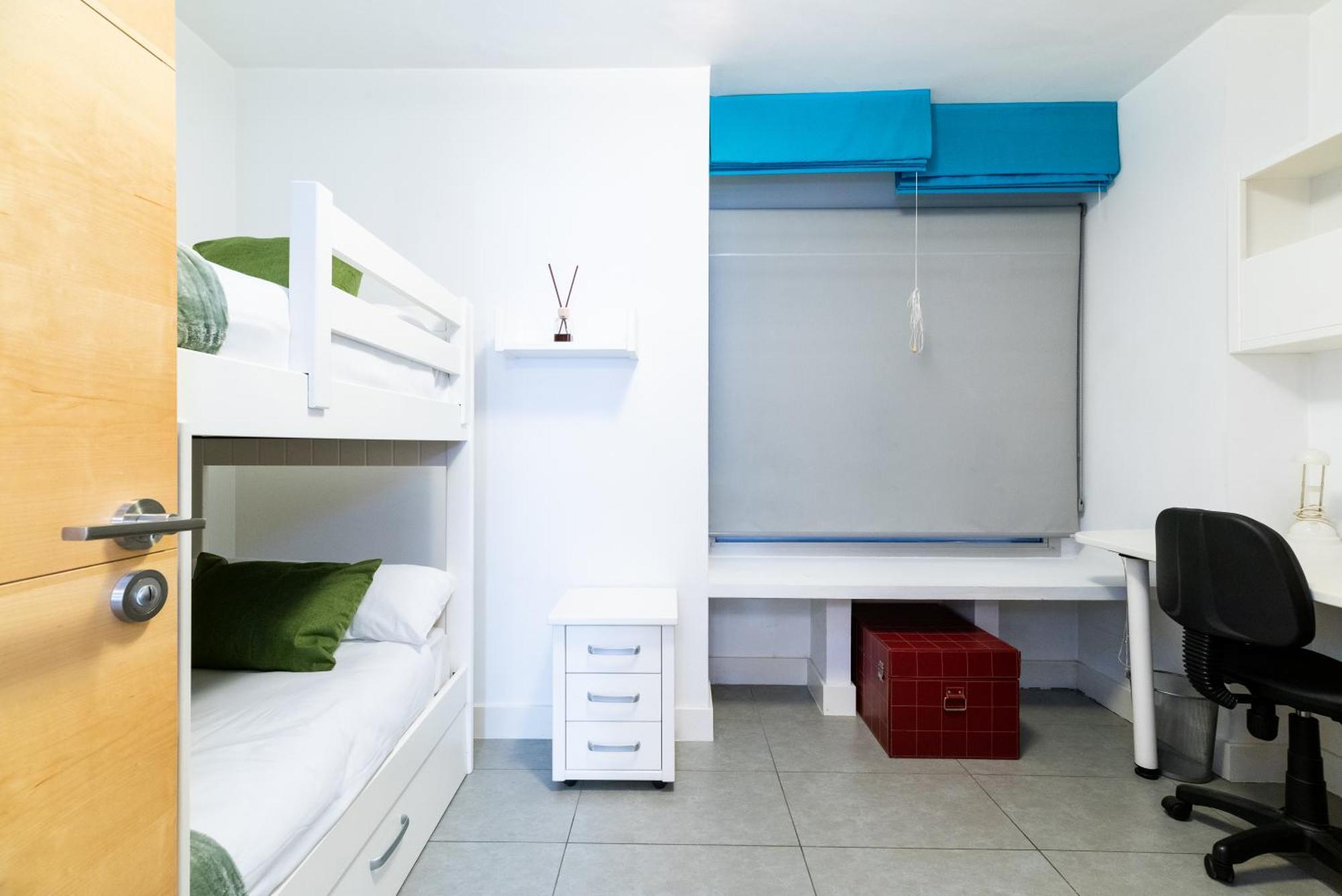 Apartamento Tuguest Avenida De La Investigacion - Free Parking Granada
