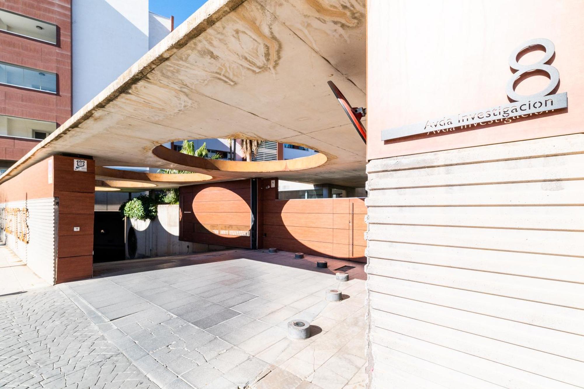 Tuguest Avenida De La Investigacion - Free Parking Apartment *